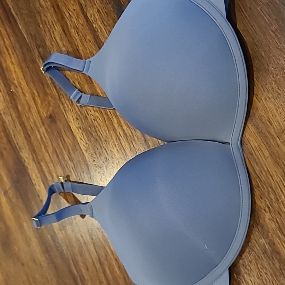 Lively Gray Wireless T-Shirt Bra With Seamless Molded Cups 38ddd